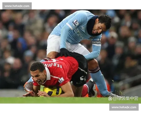 曼联死忠网红飞铲特维斯酿冲突！野兽 4 球回击梦剧场嘘声